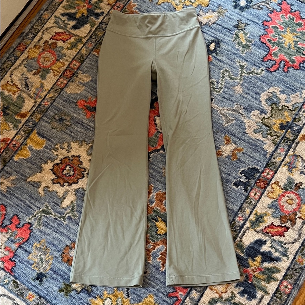 Athleta Kids Sweatpants in Olive Green